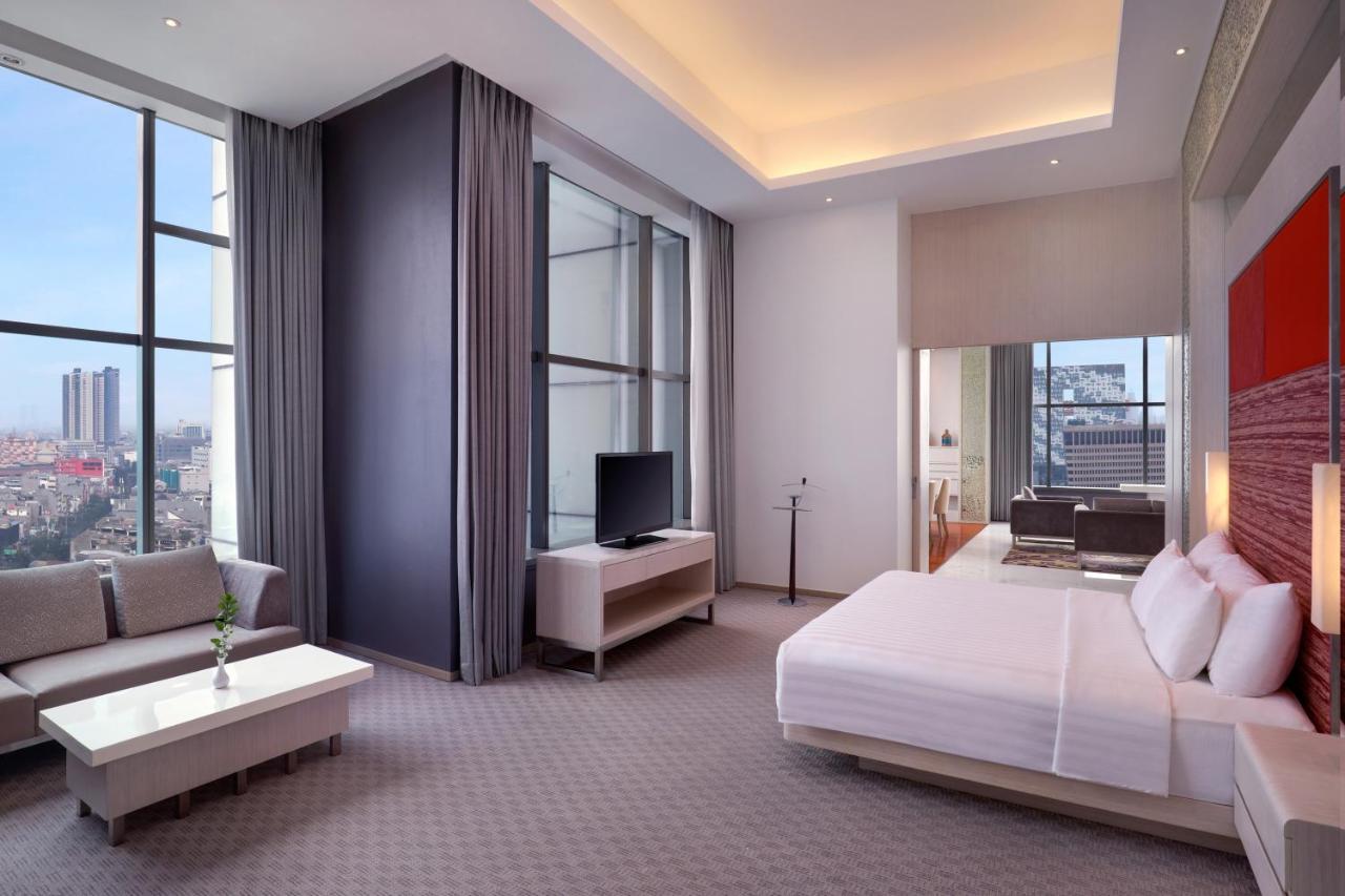 Hotel Grand Mercure Harmoni 5*